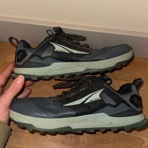 ALTRA LONE PEAK 8 - woman’s size 10